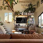 Cozy Apartment In A Quiet Alley